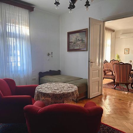 Romantic Villa - Папа Экстерьер фото