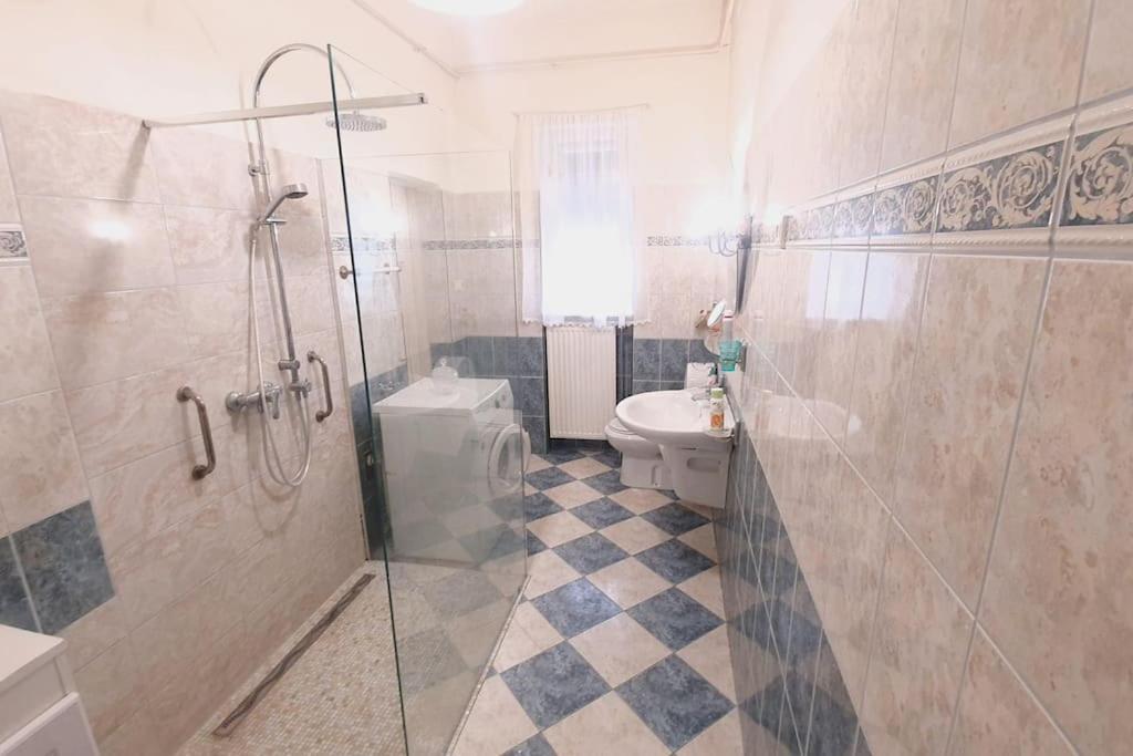 Romantic Villa - Папа Экстерьер фото