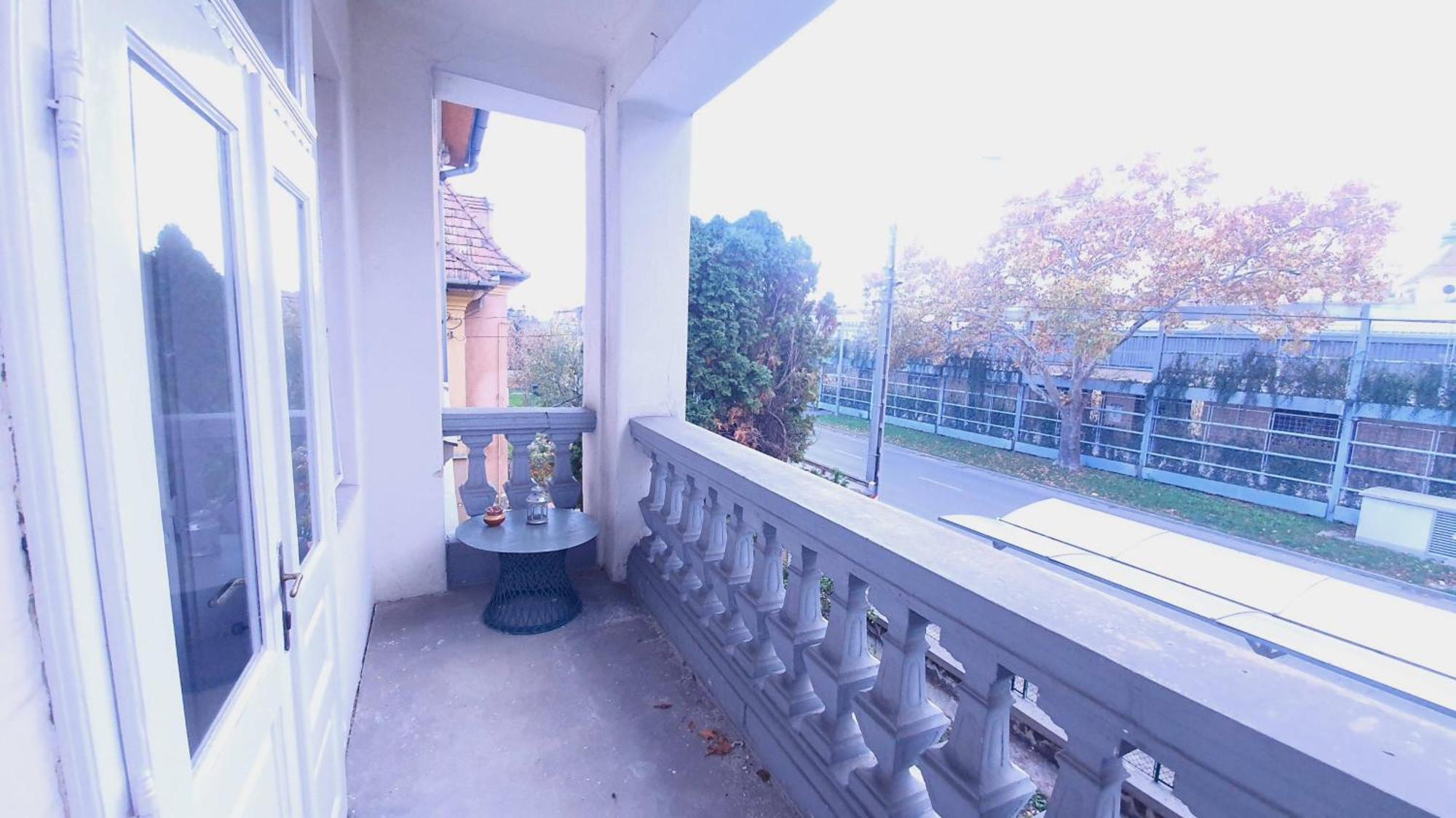 Romantic Villa - Папа Экстерьер фото