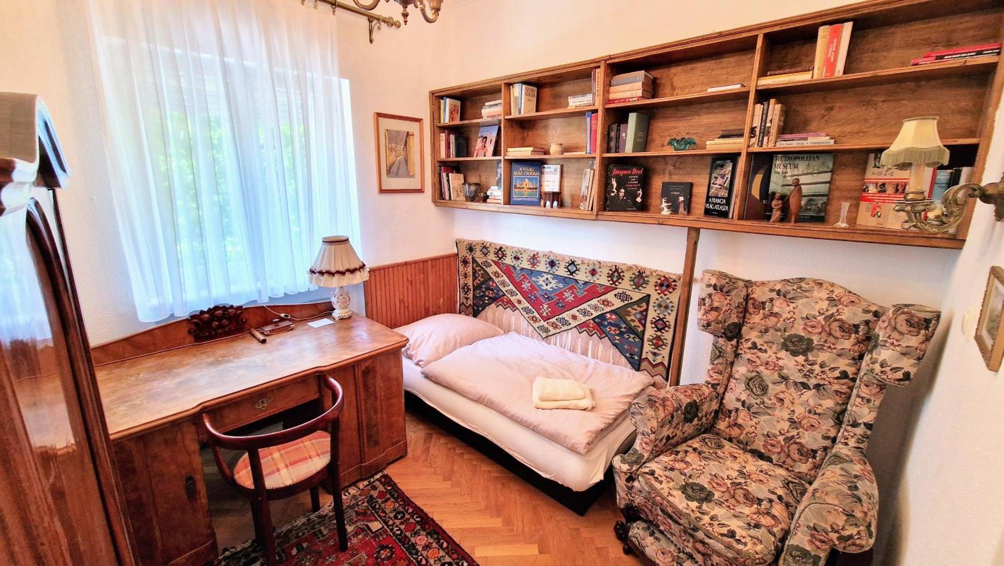 Romantic Villa - Папа Экстерьер фото